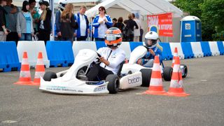 Auer und Götz in Kart-Action Auer und Götz in Kart-Action