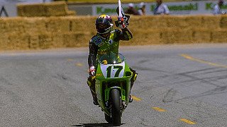 Das erste Rennen der Superbike-WM in Laguna Seca fand 1995 statt. Obwohl Carl Fogarty die Saison dominierte, musste er anderen den Vortritt lassen. Rennen 1 gewann Anthony Gobert (Foto), den zweiten Lauf entschied Troy Corser für sich., Foto: Dorna WSBK