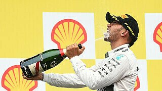 Meilenstein für Lewis Hamilton: Sein Sieg brachte ihm die 80. Podiumsplatzierung seiner Karriere ein. Damit zog er mit Ayrton Senna gleich, der auf Platz vier dieser Liste steht. , Foto: Sutton