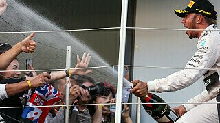 Gazzetta dello Sport (Italien): "Kaltblütig und ohne Barmherzigkeit für die Rivalen wie Senna und wie nur die wahren Talente sein können. Hamilton zwingt Rosberg zum Verzicht auf jegliche Ambition.", Foto: Sutton