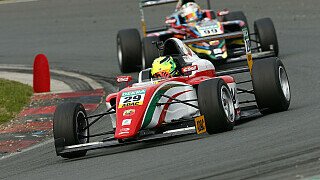 Schumacher: Sieg bei Start in Oschersleben