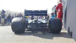 Erste Bilder! Pirelli zeigt breite Reifen