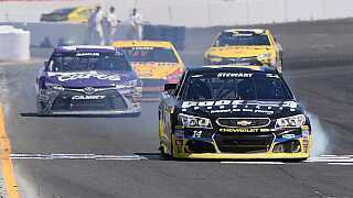 Stewart gewinnt dramatisches Rennen in Sonoma