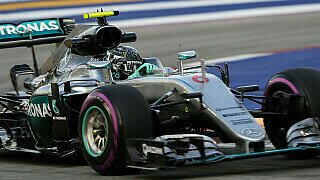 2. Training in Singapur: Rosberg vor Räikkönen