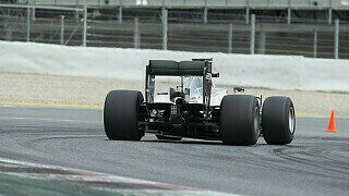 Testfahrten 2017: Erst Barcelona, später Bahrain Testfahrten 2017: Erst Barcelona, später Bahrain
