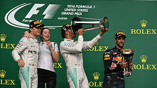 Wer war die Mercedes-Frau auf dem Podium? Wer war die Mercedes-Frau auf dem Podium?
