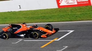 McLaren: Filmtag in Barcelona mit dem MCL32 McLaren: Filmtag in Barcelona mit dem MCL32