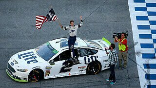 NASCAR Talladega: Brad Keselowski siegt im Demolition-Derby NASCAR Talladega: Brad Keselowski siegt im Demolition-Derby