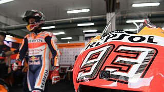 Marc Marquez nach Sepang-Crash: Ich muss defensiver agieren Marc Marquez nach Sepang-Crash: Ich muss defensiver agieren