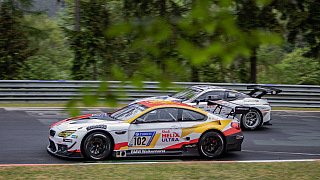 24 h Nürburgring: BMW eilt von Panne zu Panne 24 h Nürburgring: BMW eilt von Panne zu Panne