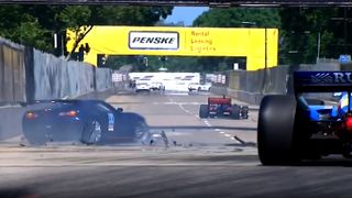 IndyCar Unfall-Video: Pace Car crasht vor dem Rennstart IndyCar Unfall-Video: Pace Car crasht vor dem Rennstart