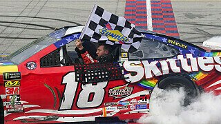 NASCAR Chicago: Kyle Busch gewinnt 'Kylerei' gegen Kyle Larson NASCAR Chicago: Kyle Busch gewinnt 'Kylerei' gegen Kyle Larson