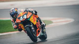 Moto2 Valencia 2018: Marquez stürzt auf Platz 1, Oliveira siegt Moto2 Valencia 2018: Marquez stürzt auf Platz 1, Oliveira siegt