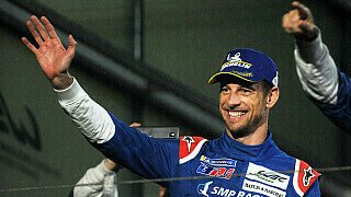 Früherer Formel-1-Weltmeister Jenson Button fährt Rallye