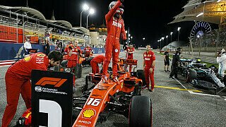 Eine Fotostrecke von MSM-Redakteur Manuel Schulz:
In Bahrain ist die Mercedes-Dominanz schon wieder vorüber. Ferrari dominierte vom ersten Training an und sicherte sich souverän die Pole Position zum Bahrain GP. Haas sortierte sich erneut als vierte Kraft hinter den drei Topteams ein, auch wenn es mit McLaren ein sehr enger Kampf war. Die Analyse der Teams: Qualifikation kompakt.
, Foto: LAT Images