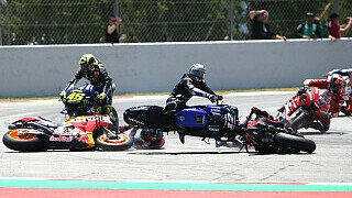MotoGP Barcelona 2019: Lorenzo-Massencrash in Bildern