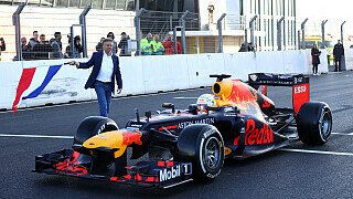 Max Verstappen fährt erste Formel-1-Runden im neuen Zandvoort