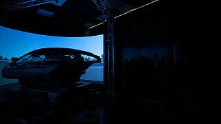 In High-End-Simulatoren bereiten sich die Werkspiloten von BMW und Audi auf ihre nächsten Rennen vor. Motorsport-Magazin.com hat exklusive Bilder aus den heiligen Hallen der deutschen Autobauer.