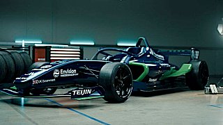 Formel E zeigt ersten Doppelsitzer-Rennwagen