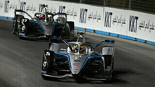 Formel E: Weltmeister de Vries verweigert Mercedes-Teamorder Formel E: Weltmeister de Vries verweigert Mercedes-Teamorder