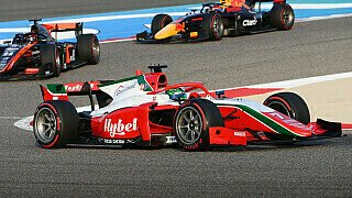 Nach Kollision: Vesti muss wieder um Formel-2-Titel zittern Nach Kollision: Vesti muss wieder um Formel-2-Titel zittern