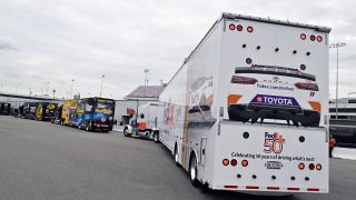 NASCAR 2023: Truckparade der Charter-Teams in Richmond NASCAR 2023: Truckparade der Charter-Teams in Richmond