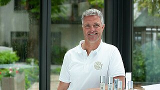 Ralf Schumacher: Ex-Formel-1-Fahrer präsentiert Kosmetik-Linie
