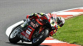 WSBK Donington: Bautista gewinnt Lauf 2, Petrucci auf Podium WSBK Donington: Bautista gewinnt Lauf 2, Petrucci auf Podium