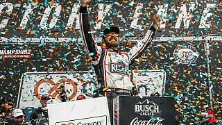 NASCAR New Hampshire RACE CENTER: Alles über das 20. Rennen NASCAR New Hampshire RACE CENTER: Alles über das 20. Rennen