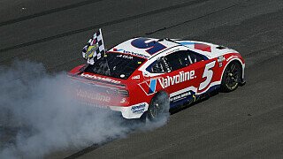 NASCAR Sonoma: Kyle Larson gewinnt Road Course-Drama NASCAR Sonoma: Kyle Larson gewinnt Road Course-Drama