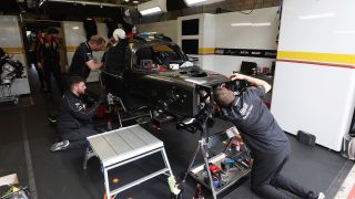 24h Le Mans 2024: Aufbauarbeiten am #12 Jota-Porsche im Video 24h Le Mans 2024: Aufbauarbeiten am #12 Jota-Porsche im Video