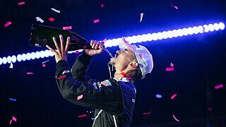 Formel E London: Pascal Wehrlein und Porsche werden Weltmeister, Rowland gewinnt Rennen 2!