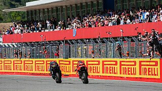 Toprak Razgatlioglu gewinnt Tausendstelkrimi im Superpole-Rennen von Portimao