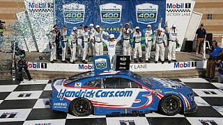 Kyle Larson siegt in Kansas