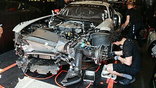 Neues Chassis für Crash-Mercedes