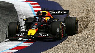 Verstappen jagt Russell Verstappen jagt Russell