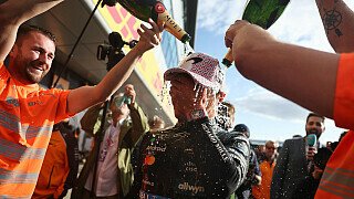 Fotograf stürzt auf Lando Norris