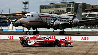 Formel-E-Rookie-Test: Alpine-Junior Schnellster, 16-jähriges Porsche-Talent beeindruckt Formel-E-Rookie-Test: Alpine-Junior Schnellster, 16-jähriges Porsche-Talent beeindruckt