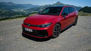 VW Passat R-Line im Alpentest