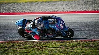 Gala-Vorstellung in Barcelona: Daniel Holgado holt Moto2-Debütsieg! Drama um Aron Canet Gala-Vorstellung in Barcelona: Daniel Holgado holt Moto2-Debütsieg! Drama um Aron Canet