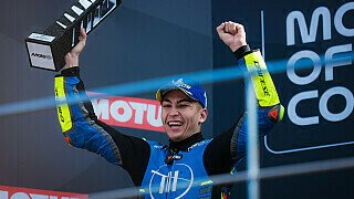 Akupunktur & Adrian: Wie Raul Fernandez vom Krankenbett aufs MotoGP-Podium fuhr Akupunktur & Adrian: Wie Raul Fernandez vom Krankenbett aufs MotoGP-Podium fuhr