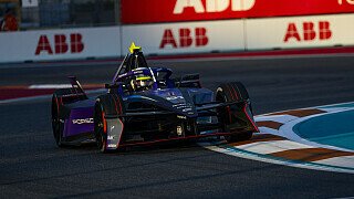Formel E Miami Qualifying: Nico Müller holt Debüt-Pole mit Porsche bei Rookie-Überraschung! Formel E Miami Qualifying: Nico Müller holt Debüt-Pole mit Porsche bei Rookie-Überraschung!