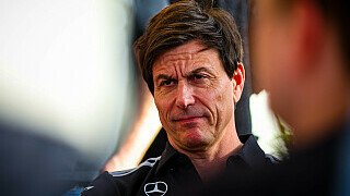 Mercedes-Benzin-Ärger? Wolff platzt