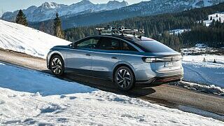 Wintertour mit dem Elektro-VW: So schlägt sich der ID.7 mit Ski Wintertour mit dem Elektro-VW: So schlägt sich der ID.7 mit Ski