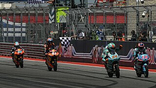 Fotofinish in Austin! Guido Pini düpiert Rivalen und feiert ersten Moto3-Sieg Fotofinish in Austin! Guido Pini düpiert Rivalen und feiert ersten Moto3-Sieg