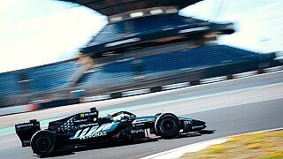 Formel-1-Tests von McLaren & Mercedes am Nürburgring - Bilder