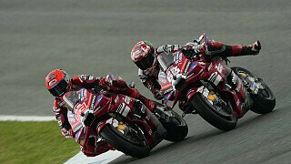 Marc Marquez siegt trotz Sturz!