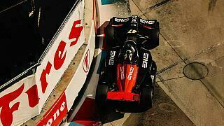 Schumacher crasht im Qualifying