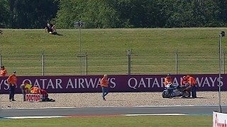 Heftige Crashes in Assen!