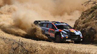 Rallye Griechenland: Hankook meistert extreme Hitze & schwierige Schotterbedingungen Rallye Griechenland: Hankook meistert extreme Hitze & schwierige Schotterbedingungen